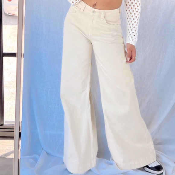 Princess Polly Mid-rise Flare Jean - Picture 3 of 5